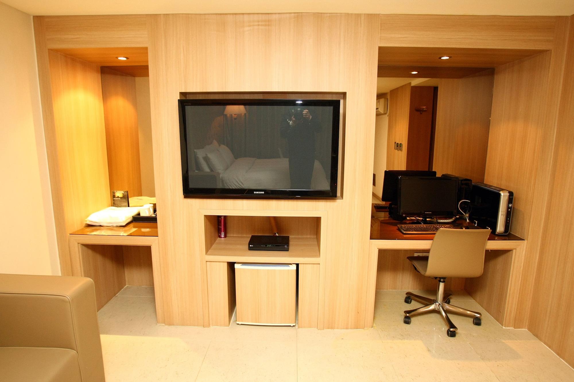 The California Hotel Seoul Seocho Bagian luar foto