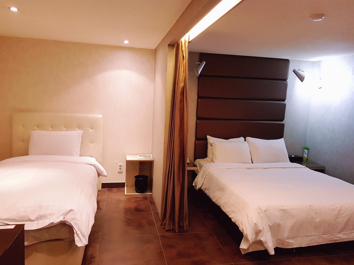 The California Hotel Seoul Seocho Bagian luar foto