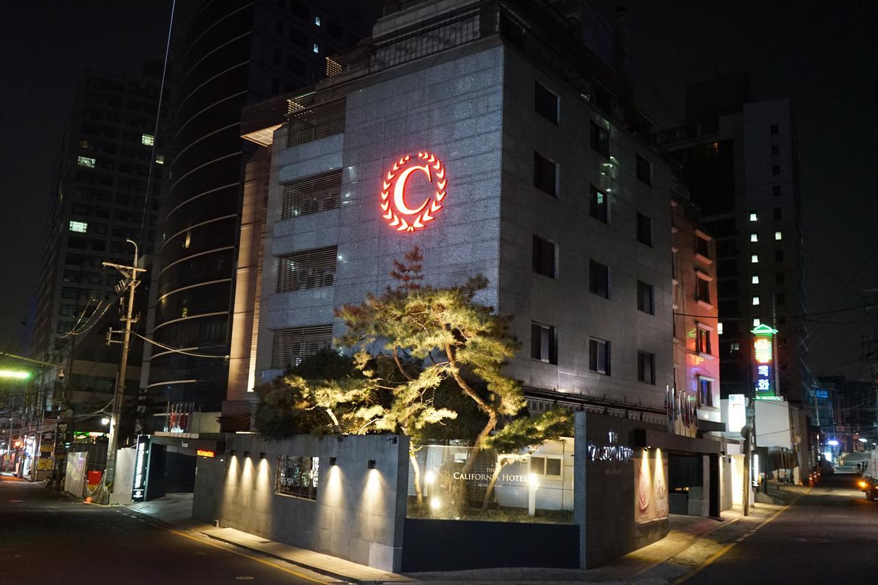 The California Hotel Seoul Seocho Bagian luar foto